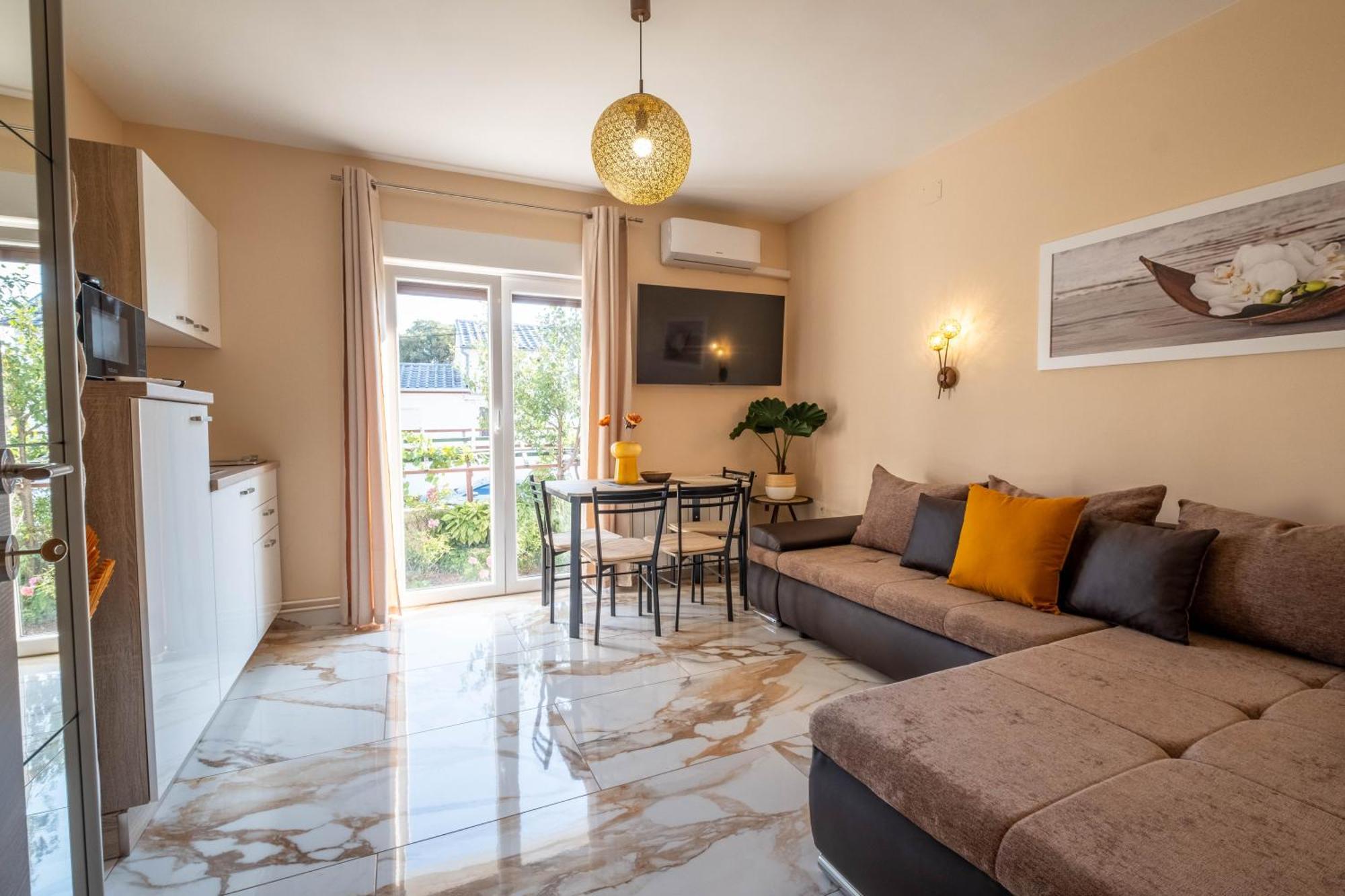 Premium Relax Rooms Novi Vinodolski Exterior foto